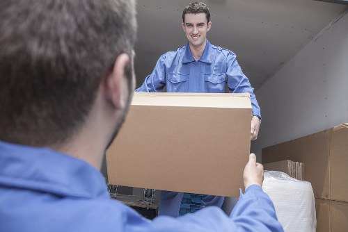 Removal truck hire for local house moves in Dulwich