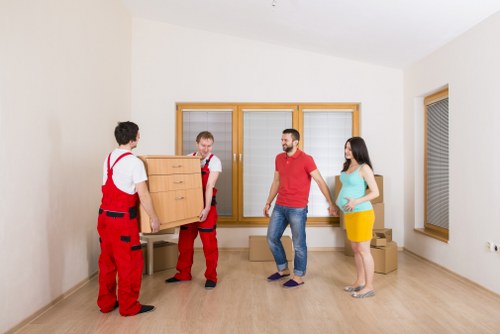 Removal truck for residential and commercial moves in Dulwich