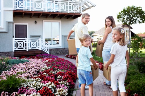 Organized relocation process for a home move in Dulwich